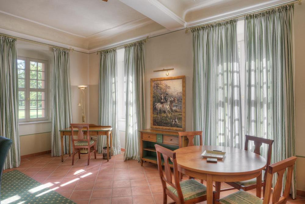 Urlaubsresidenz Marstall Und Kanzlei Im Schlossensemble Luebbenau Luaran gambar
